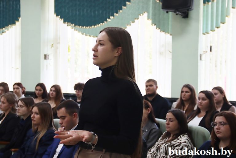 В Буда-Кошелевском районе прошла диалоговая площадка «Беларусь молодая, независимая, единая»