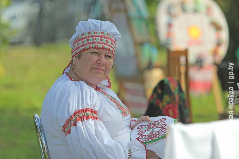 На Будакошелевщине прошел фестиваль рушников