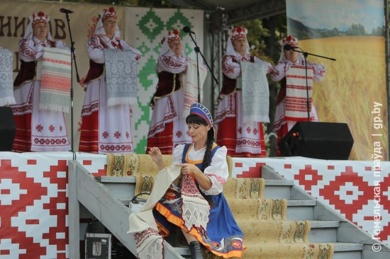 На Будакошелевщине прошел фестиваль рушников