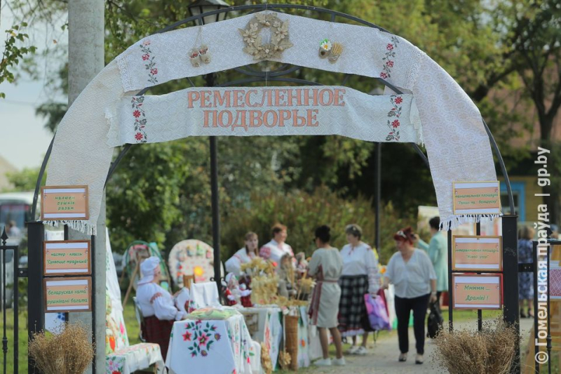 На Будакошелевщине прошел фестиваль рушников