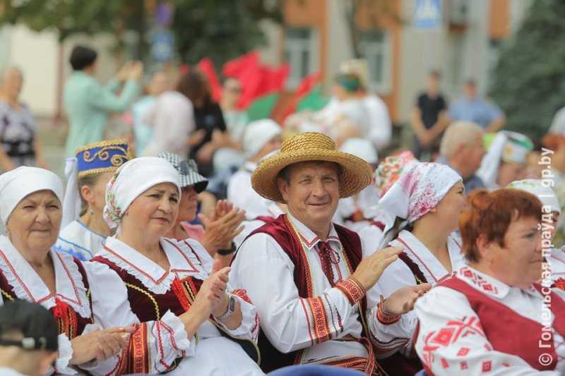 На Будакошелевщине прошел фестиваль рушников