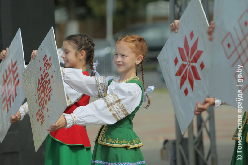 На Будакошелевщине прошел фестиваль рушников