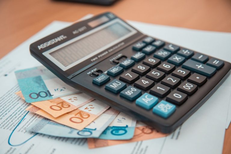 Какие изменения предлагают внести для плательщиков налога на профдоход в 2026 году