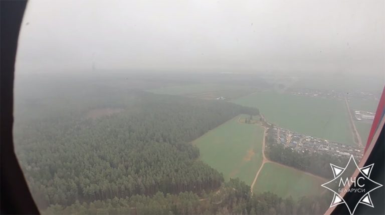 Для поиска пропавшего в Березинском районе Максима привлекли авиацию МЧС