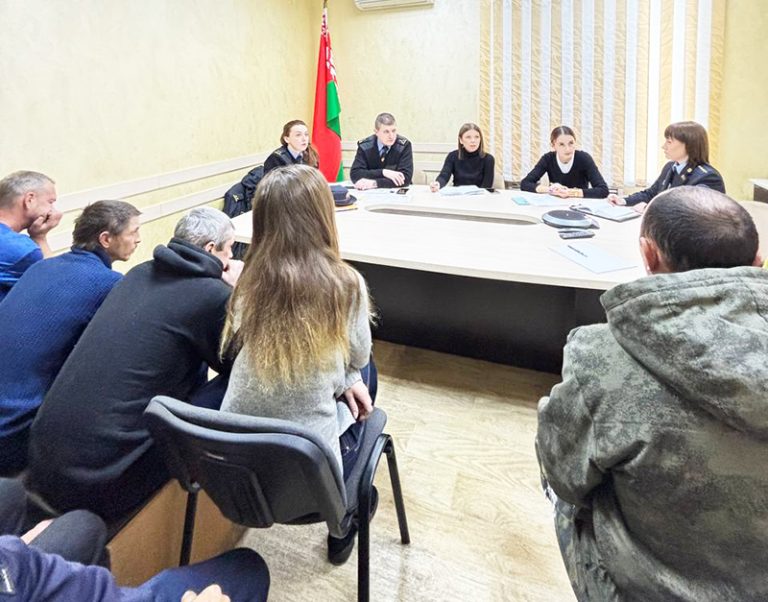 Оказать содействие в занятости и вовлечь в трудовую деятельность