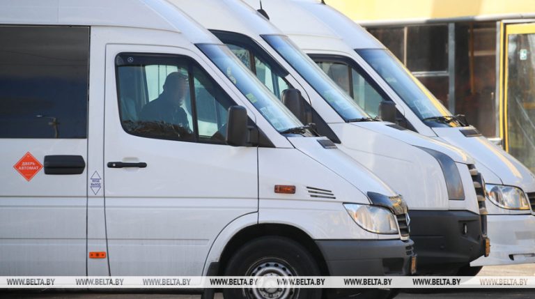 В Беларуси в городских маршрутках введена обязанность использовать платежные терминалы