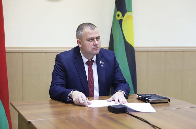 В райисполкоме прошло заседание комиссии по контролю за осуществлением расчетов за природный газ, электрическую и тепловую энергию