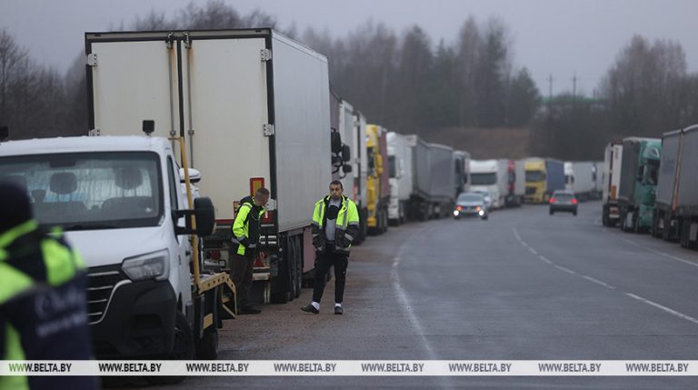 ГТК о перемещении литовских фур: это меры безопасности на подъездах к закрытым пунктам пропуска