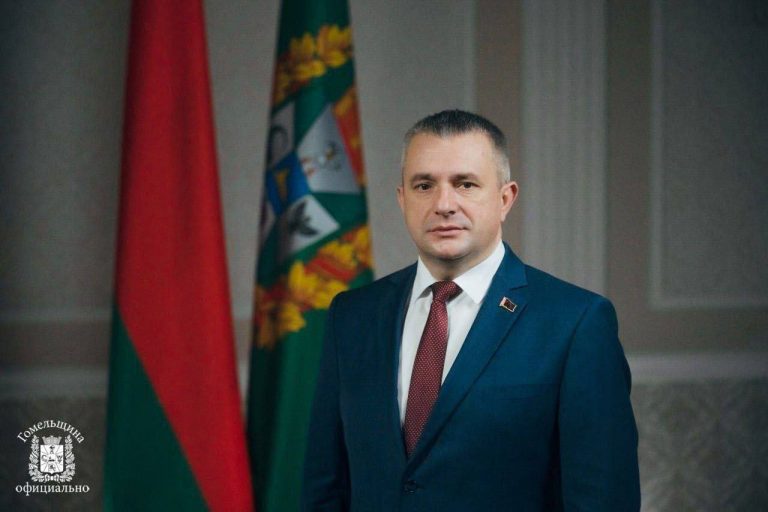 Работников и ветеранов агропромышленного комплекса Гомельщины с Днем работников сельского хозяйства и перерабатывающей промышленности АПК поздравил председатель облисполкома Иван Крупко