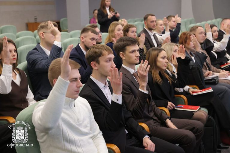 Первое заседание областного штаба Молодежного движения «Искра» Белорусской партии «Белая Русь» прошло в центральном аппарате «Белоруснефти»