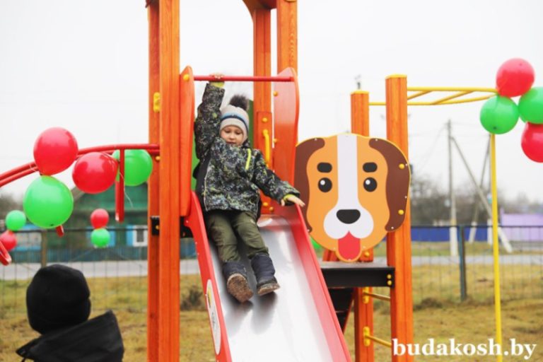 В деревне Уза Буда-Кошелевского района открыли зону активного отдыха «ЗДОРОВЕЙ-ка»